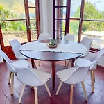 Casa Dos Magalhaes *